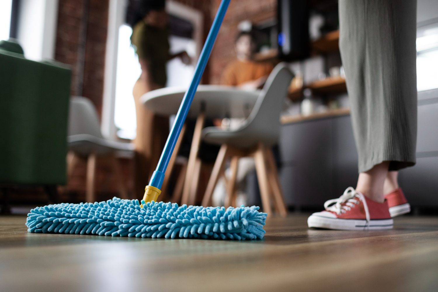 floor-cleaning